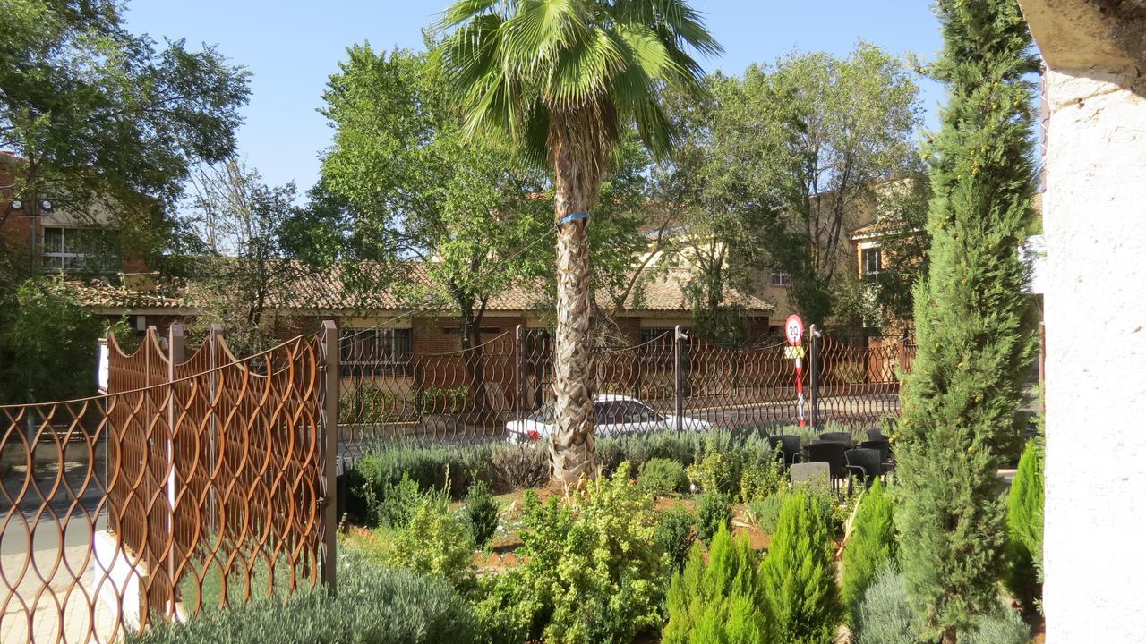 Hotel La Muralla Zafra Exterior foto